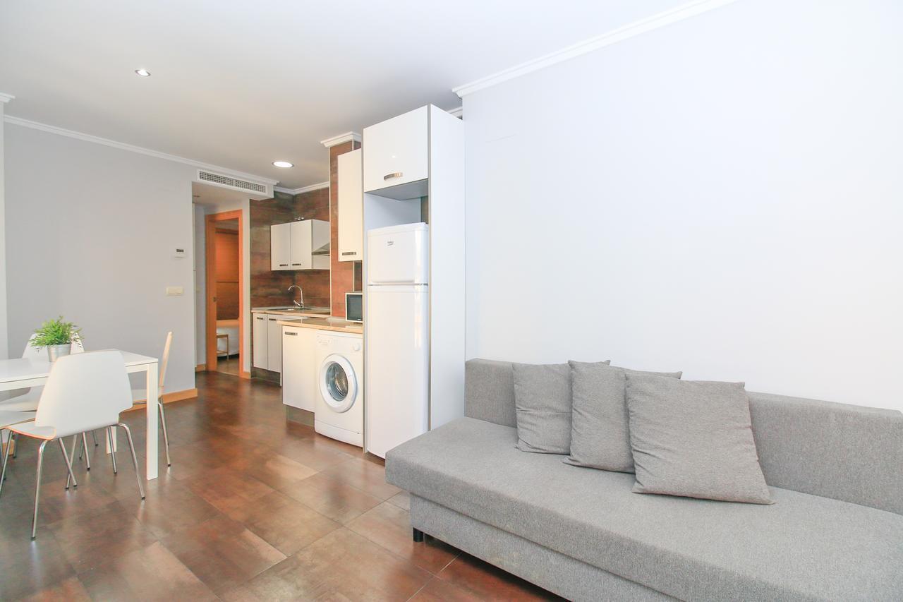 Bet Apartments - Tramontana Apartments Валенсия Екстериор снимка
