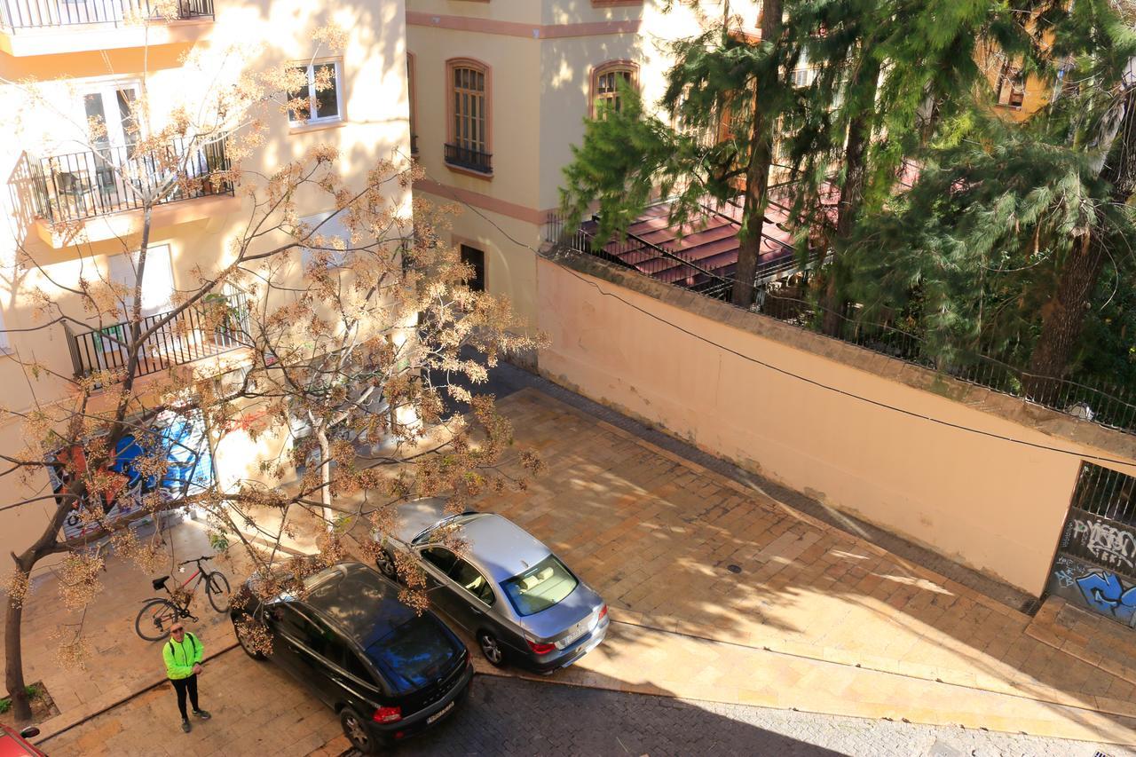 Bet Apartments - Tramontana Apartments Валенсия Екстериор снимка
